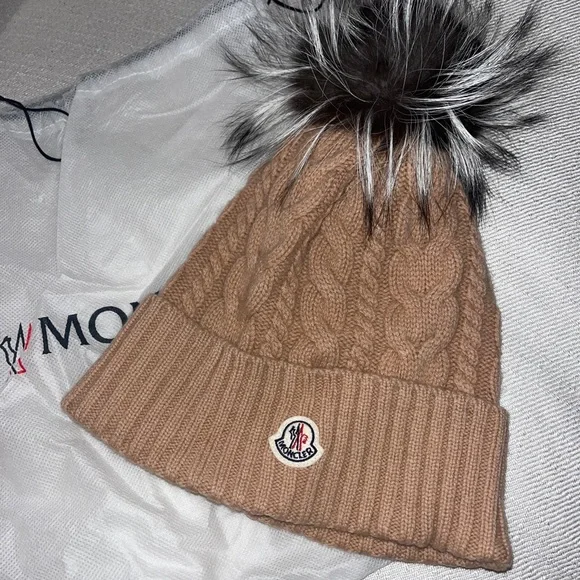 NWT - Moncler Taupe Ribbed Beanie Light Beige Cashmere Beanie - Hats & Beanies for Women  main image 4